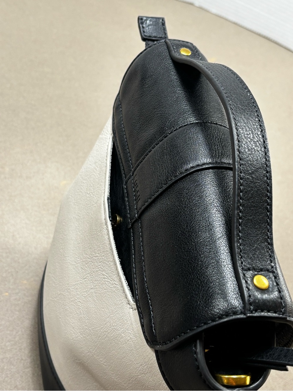 Fossil Colorblock Leather Turnlock Bucket Bag - Picture 6 of 16